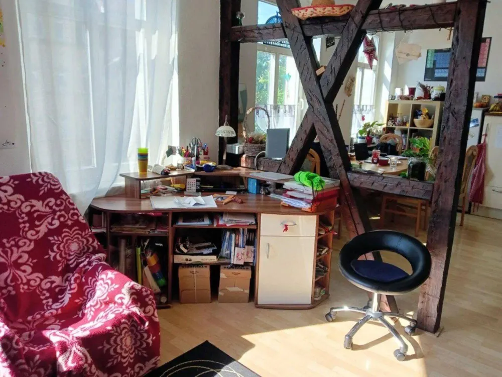 Großzügige möblierte 2-Zimmer-Wohnung im 2. Obergeschoss zur Miete