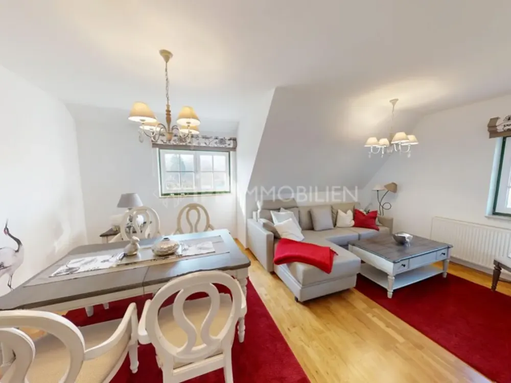 Simply Move In! Fully Furnished 3-Room Apartment in Idyllic Location