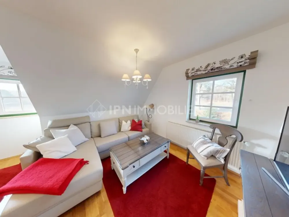 Simply Move In! Fully Furnished 3-Room Apartment in Idyllic Location
