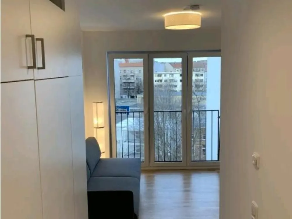 1 Room Apartment at Kudamm