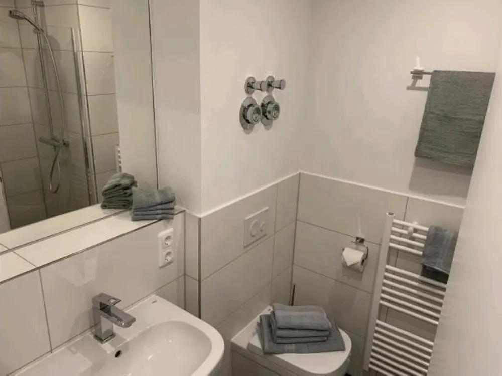 1 Room Apartment at Kudamm
