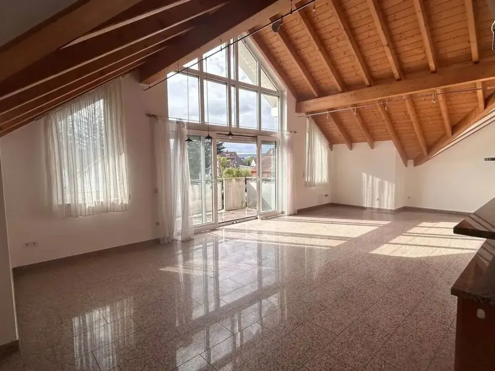 Exceptional 3-Room Attic Apartment with Open Gable