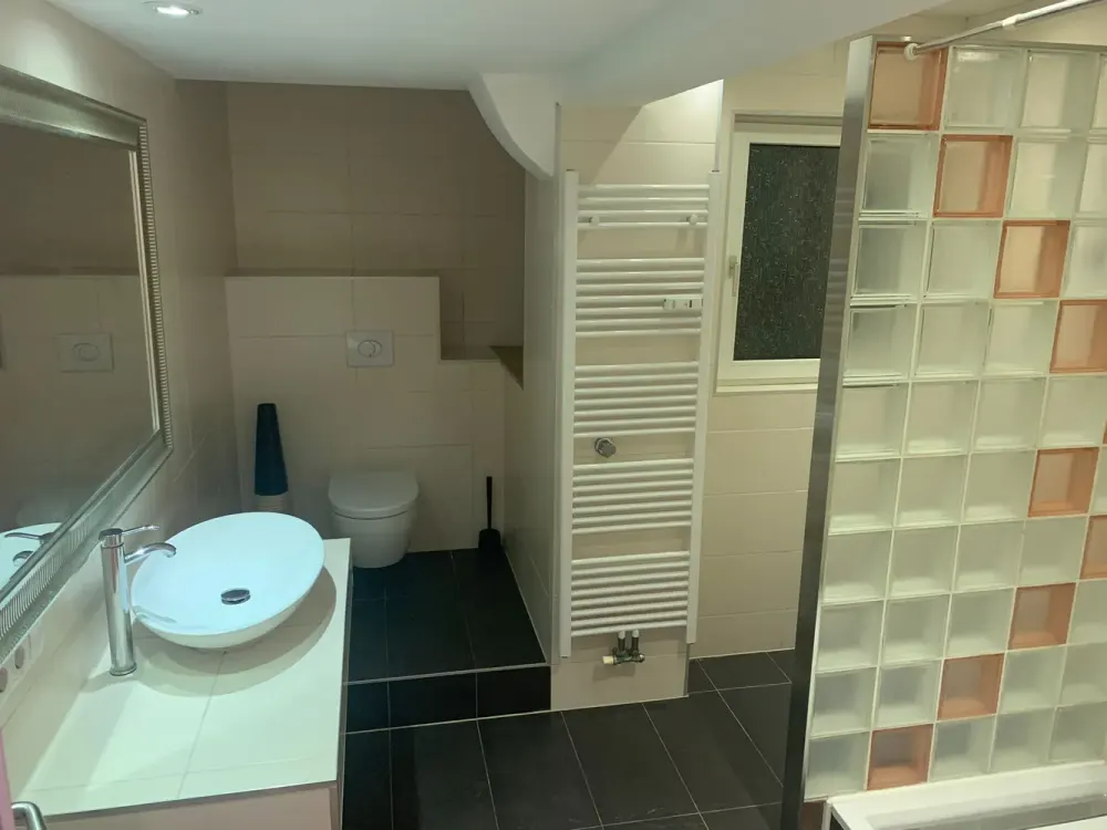 Spacious & Top 3-Room - 92 sqm SW Balcony 3rd Floor - Top Features, Open Kitchen