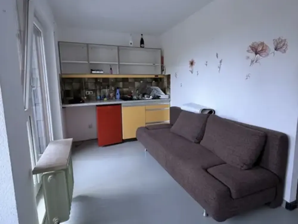 Cozy Studio Apartment in Stuttgart-Heumaden