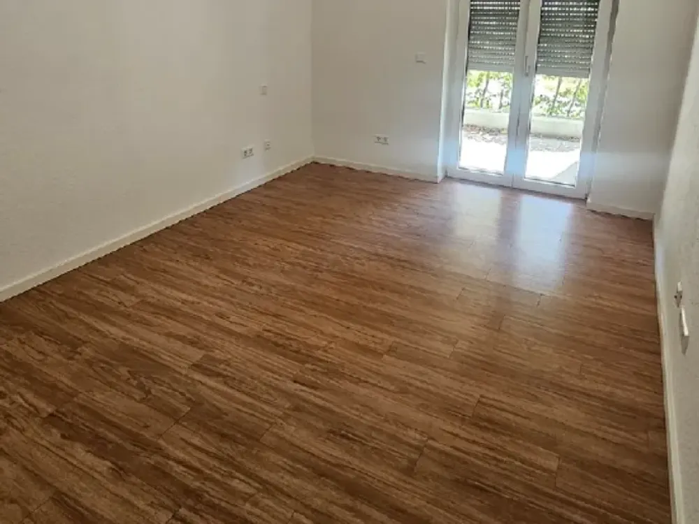 Too many shoes? Not possible! Dressing room with 2-room apartment