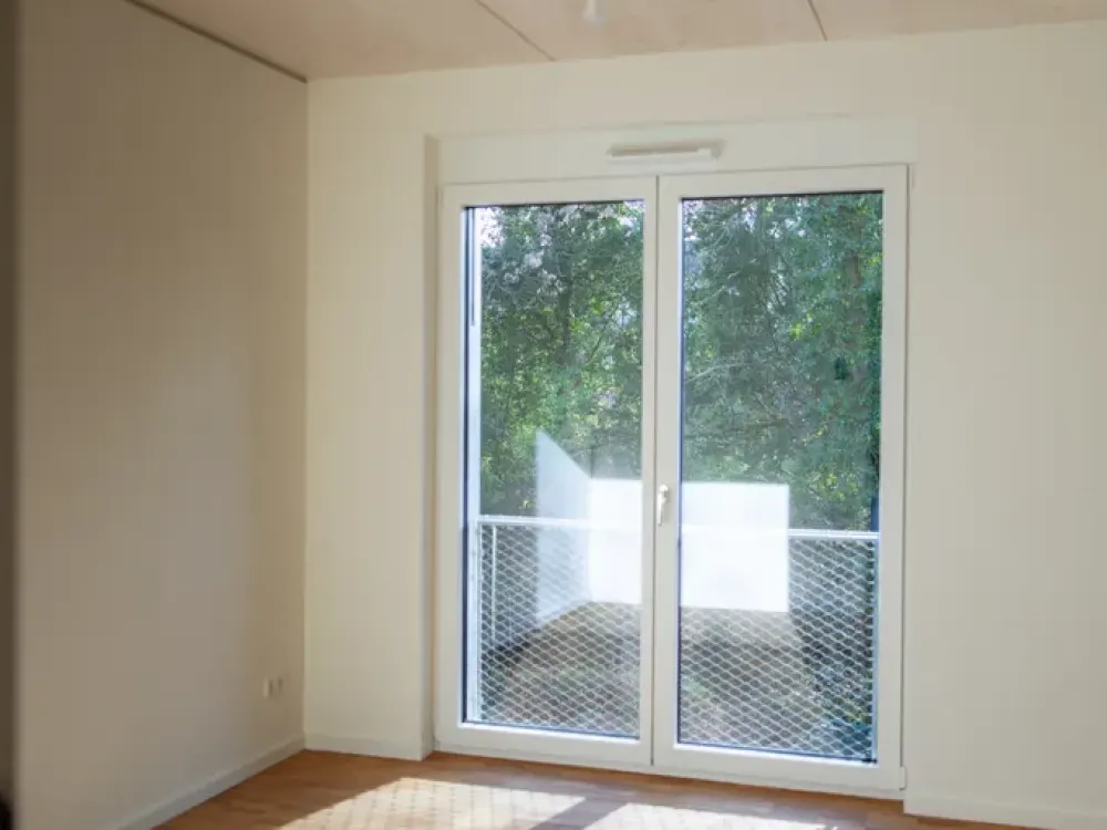 New Construction First Occupancy: Exclusive 3-Room Apartment