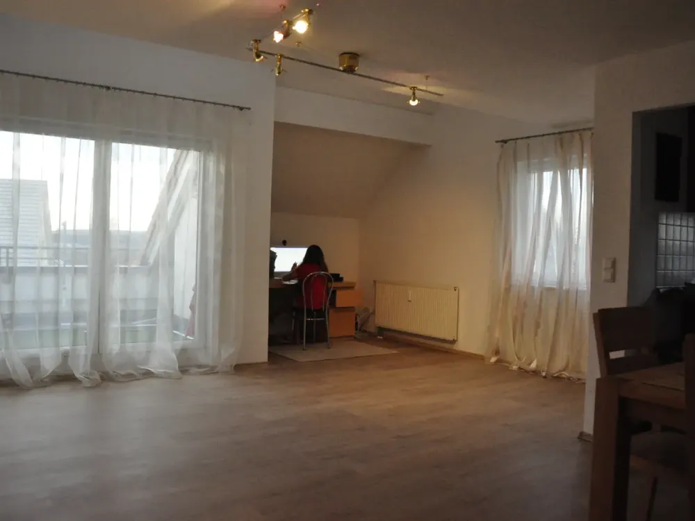 Charming 4-Room Apartment on the 2nd Floor with Attic in Ravensburg