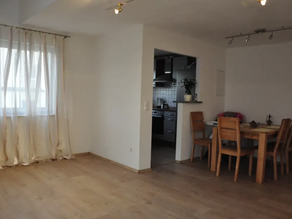 Charming 4-Room Apartment on the 2nd Floor with Attic in Ravensburg