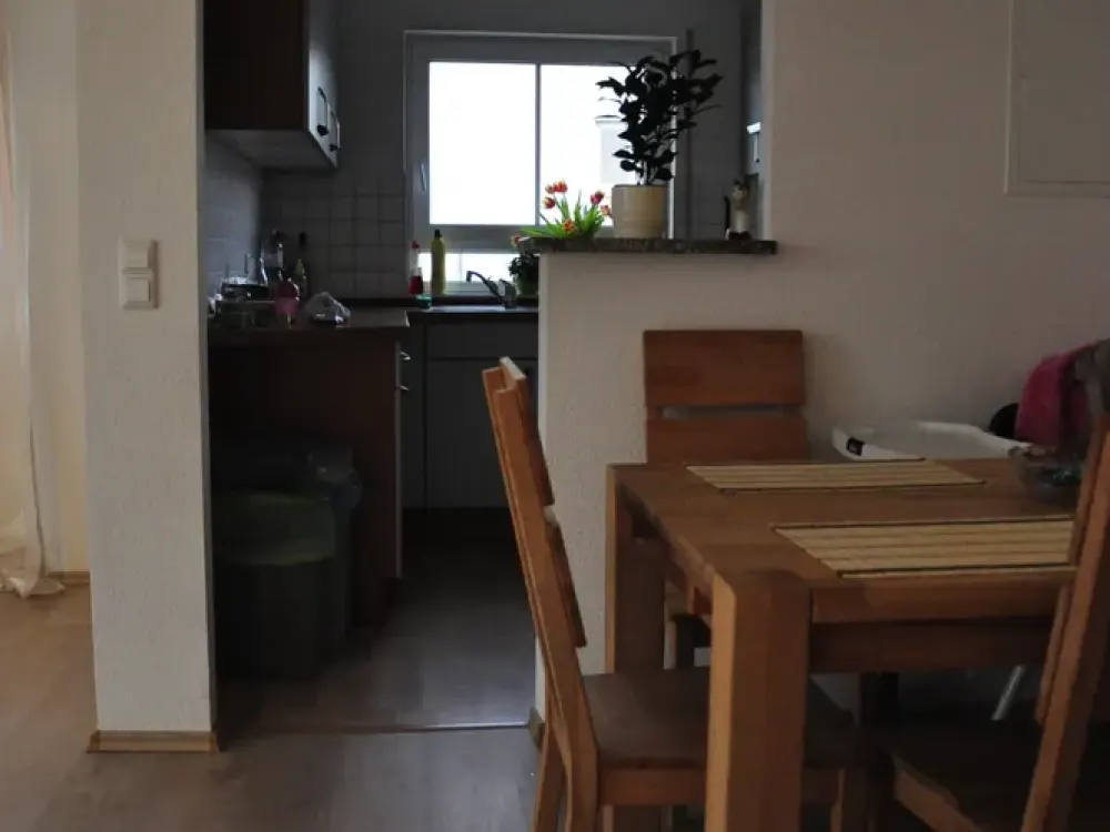 Charming 4-Room Apartment on the 2nd Floor with Attic in Ravensburg