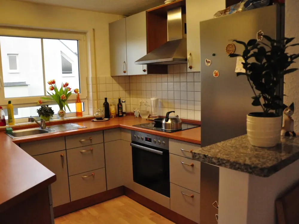 Charming 4-Room Apartment on the 2nd Floor with Attic in Ravensburg