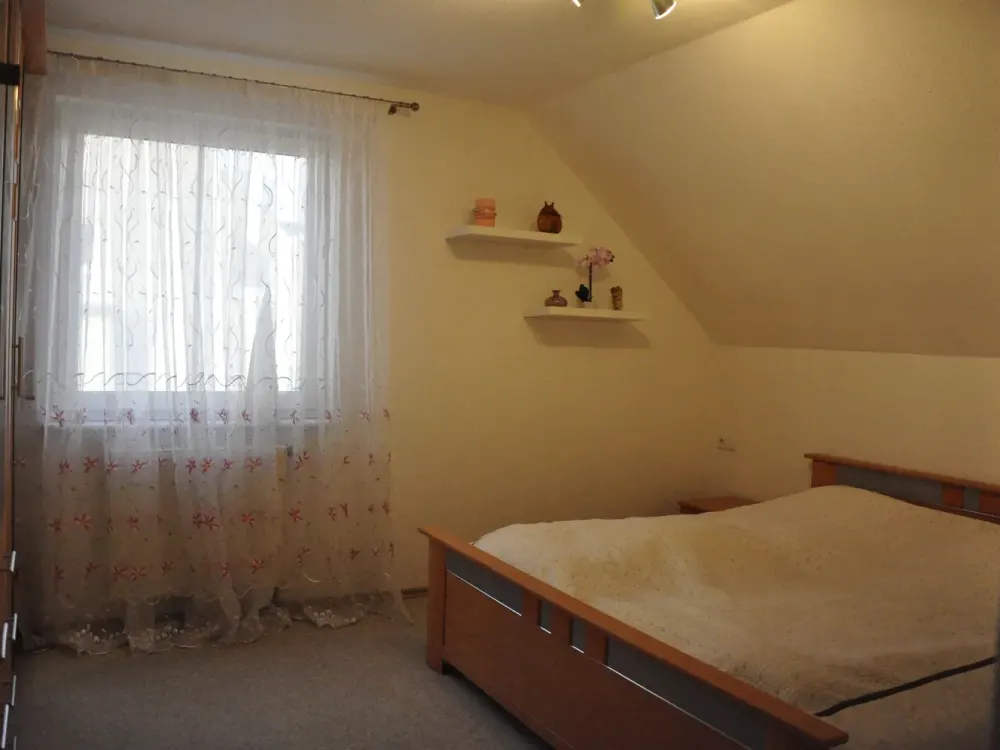 Charming 4-Room Apartment on the 2nd Floor with Attic in Ravensburg
