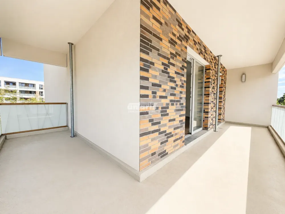antaris Immobilien GmbH ** Move in, settle down, feel good, this 4-room apartment convinces! **