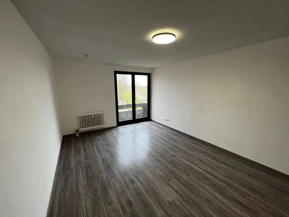 Schöne helle 1 Zimmer Wohnung in Offenbach Ledermuseum zu vermieten!!