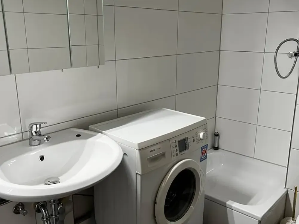Schöne helle 1 Zimmer Wohnung in Offenbach Ledermuseum zu vermieten!!
