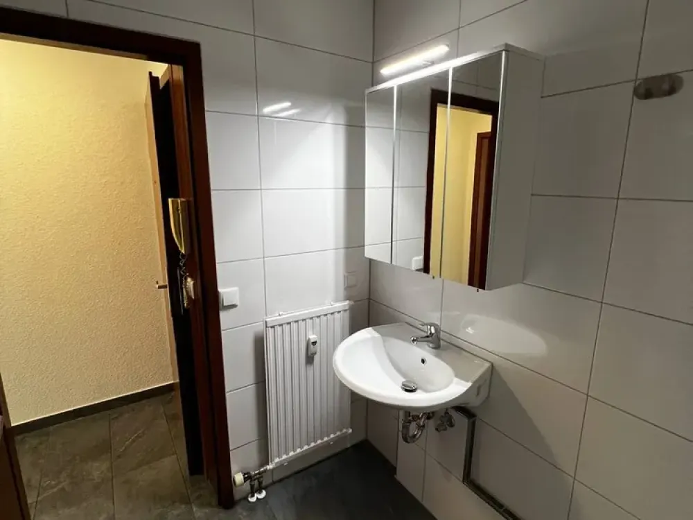 Schöne helle 1 Zimmer Wohnung in Offenbach Ledermuseum zu vermieten!!