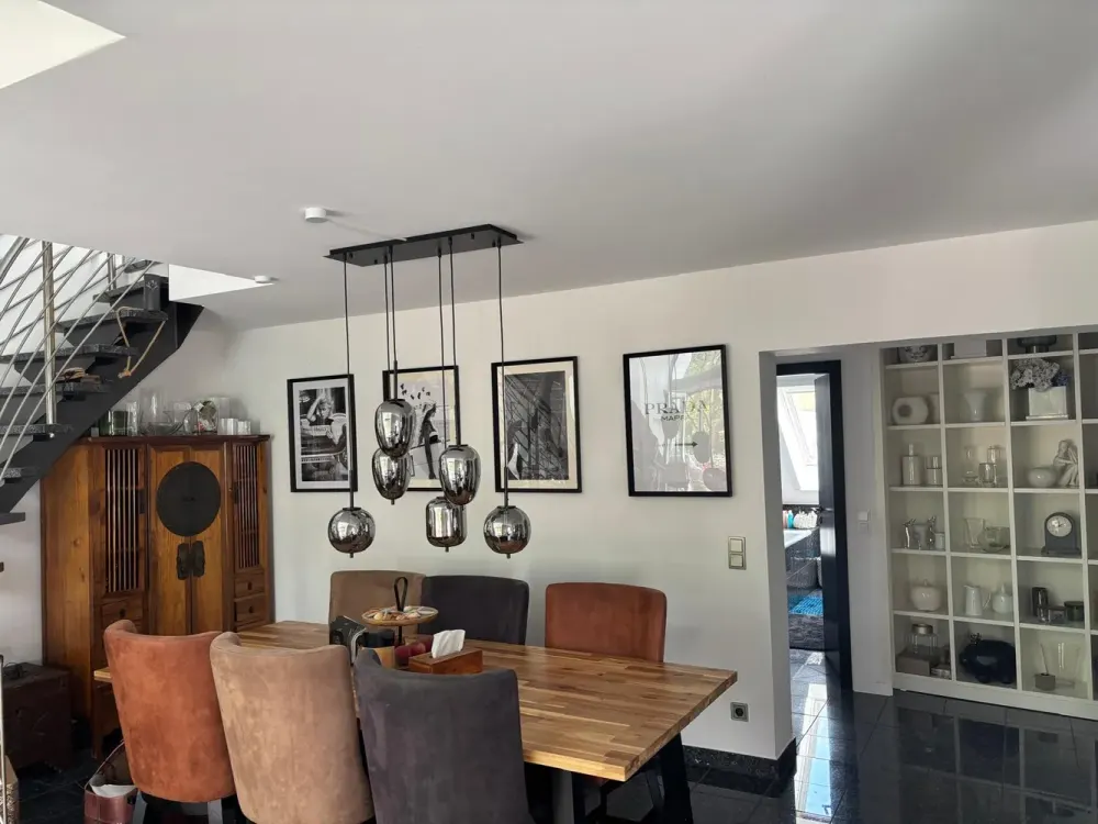 Penthouse Charm Meets Luxury, 4 Rooms in Angermund