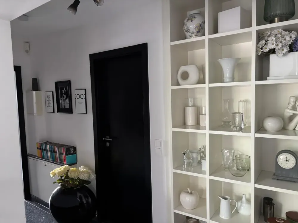 Penthouse Charm Meets Luxury, 4 Rooms in Angermund