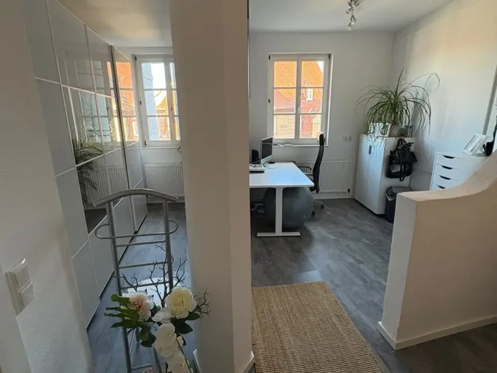 Plenty of Space for Everyday Life in this 2.5-Room Apartment in Schwabach