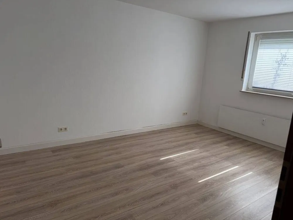 Modernized Apartment in Cologne with Balcony!