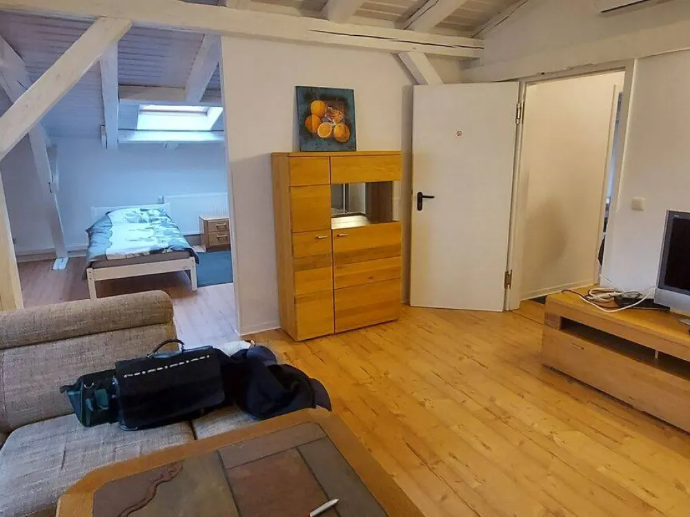 HRO-City, fully furnished worker and laborer apartment for 5 persons (20,- € per person per day) for rent