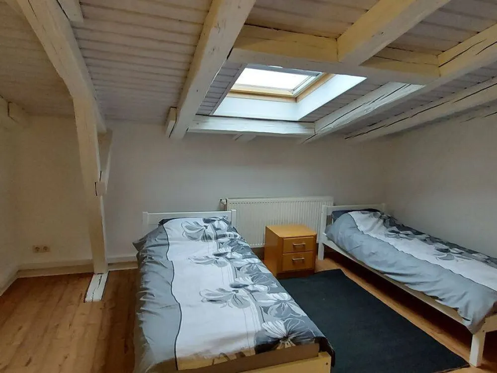 HRO-City, fully furnished worker and laborer apartment for 5 persons (20,- € per person per day) for rent