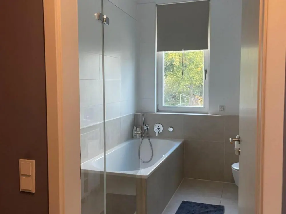 Bright and Comfortable 3-Room Apartment in Quiet, Green Biesdorf