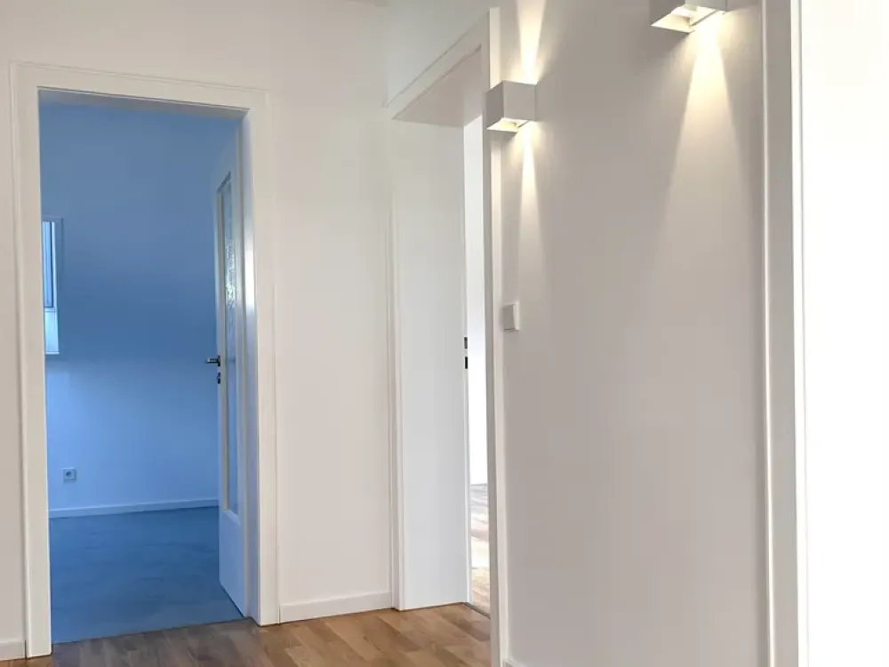Rarity in Mid-Elevation! Very Beautiful Fully Renovated 2.5-Room Apartment in Prime Location at Turmberg!