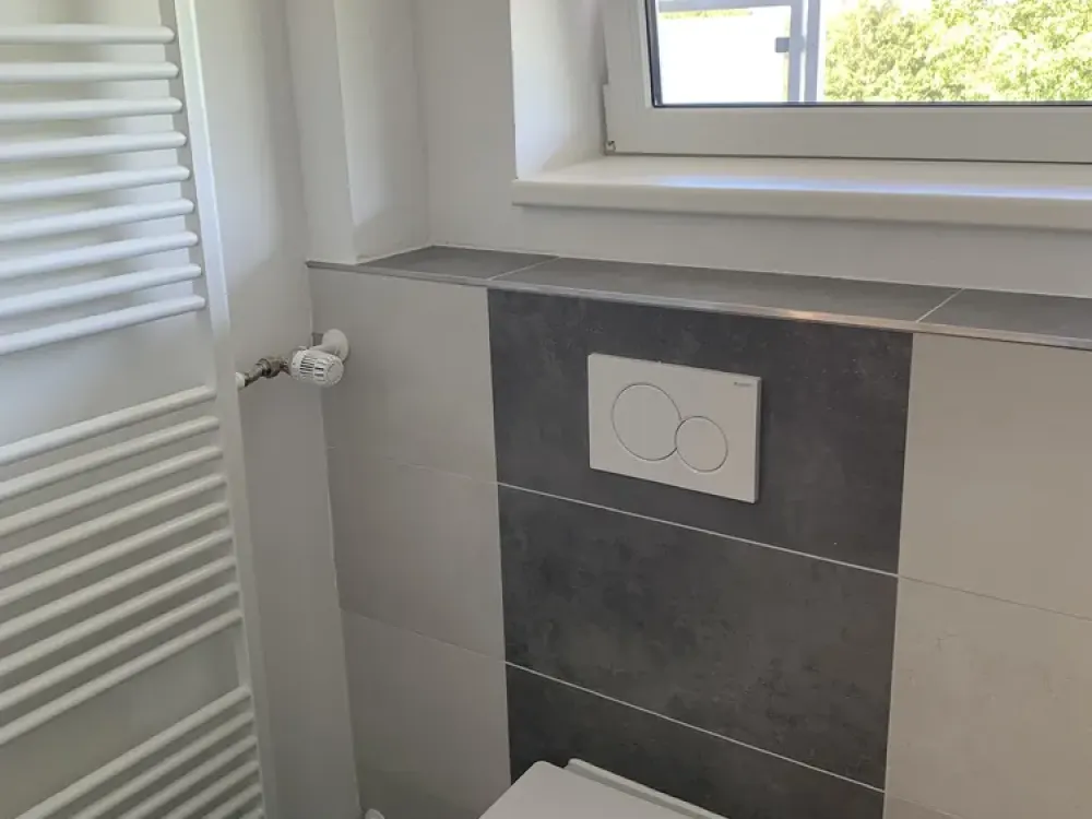 Bright 1-Room Apartment with Fitted Kitchen and Balcony in Hannover
