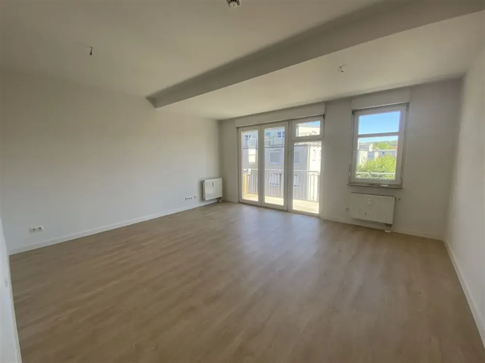 Erfurt* Karree am Südpark* renovated 3-room apartment *balcony* separate kitchen* bathtub