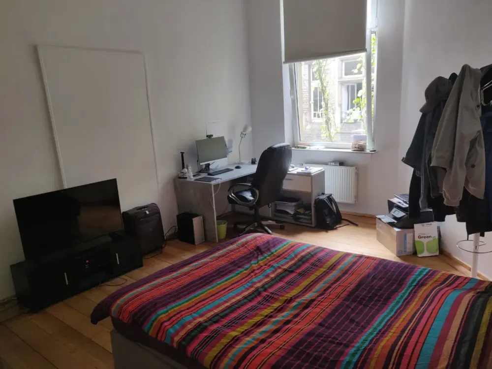 Helle, renovierte 2-ZKB-Altbauwohnung mit EBK in KA, vis-à-vis KIT, ideal für 2er-WG