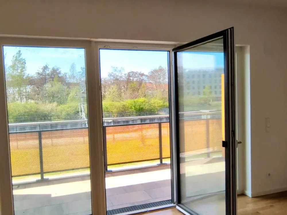 Modern 1-Room Apartment with Balcony, First Occupancy 2026 in the Center