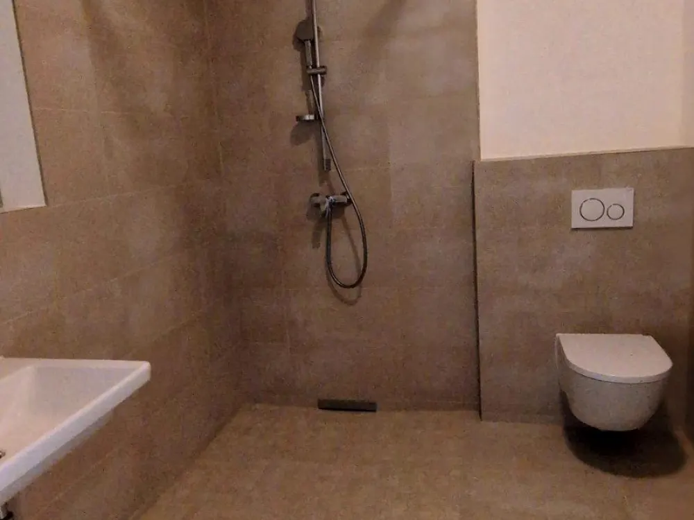 Modern 1-Room Apartment with Balcony, First Occupancy 2026 in the Center