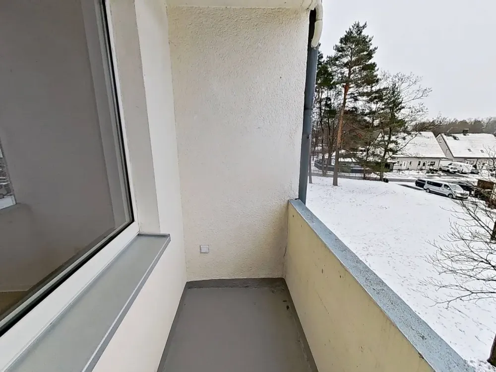 Perfect for couples or a small family: Cozy 3-room apartment with BALCONY