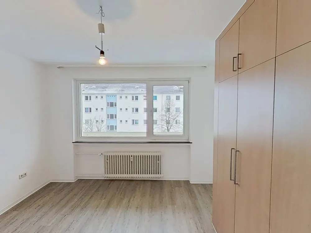 Perfect for couples or a small family: Cozy 3-room apartment with BALCONY