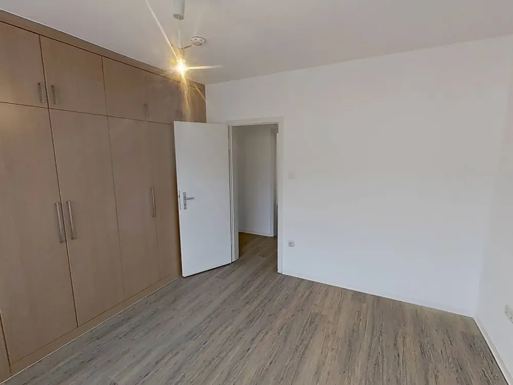 Perfect for couples or a small family: Cozy 3-room apartment with BALCONY