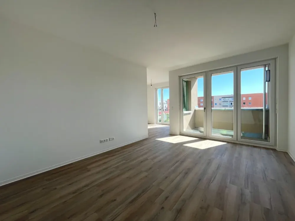 Stylish 3-Room New-Build Apartment with Daylight Bathroom, Balcony and Loggia in the Center | Optional Fitted Kitchen