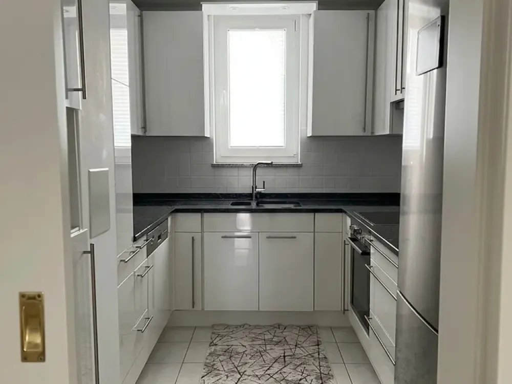 Living with Character: Four-Room Apartment in Ramersdorf