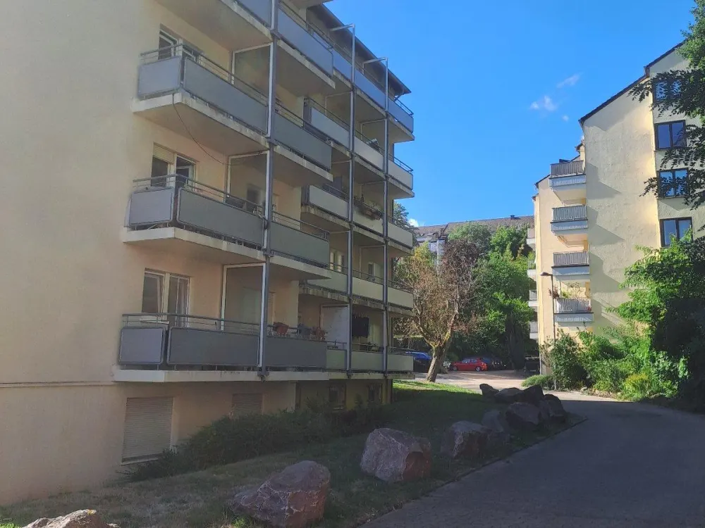 Bright 1-Room Apartment with Balcony, Hanna-Kirchner-Straße
