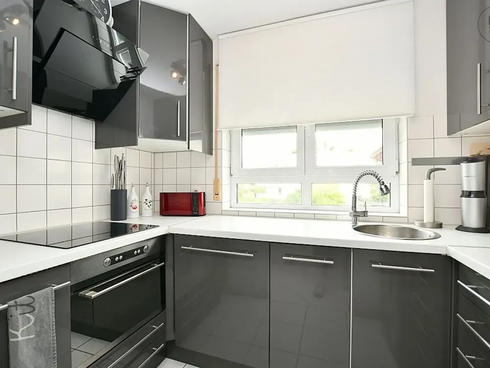 Helle, modern möblierte Maisonette Wohnung in Schwieberdingen