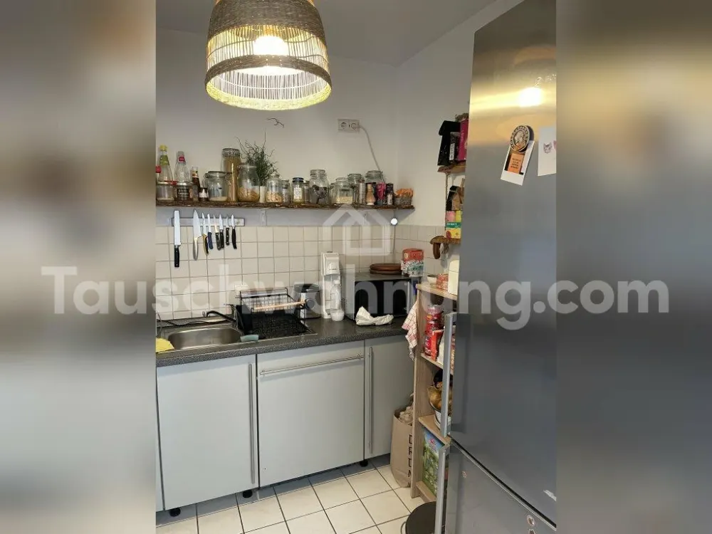 [TAUSCHWOHNUNG] Helle 2-Zi. Wohnung mit großem Balkon