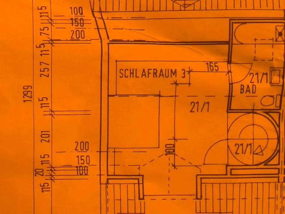 4-room apartment with balcony facing west