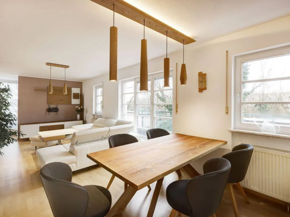 Pasing Süd am Stadtpark: 3 Zi.-Penthouse mit 90 m² Netto-Wfl, 90 m² Dachterrasse, Aufzug in die Whng. und TG