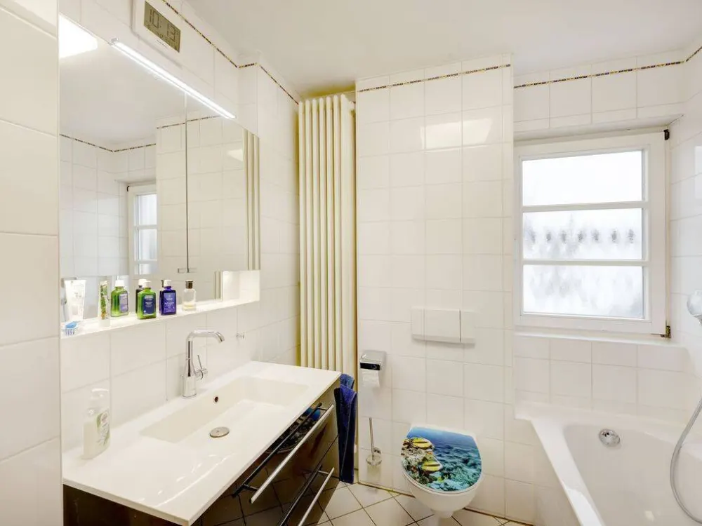 Pasing Süd am Stadtpark: 3 Zi.-Penthouse mit 90 m² Netto-Wfl, 90 m² Dachterrasse, Aufzug in die Whng. und TG