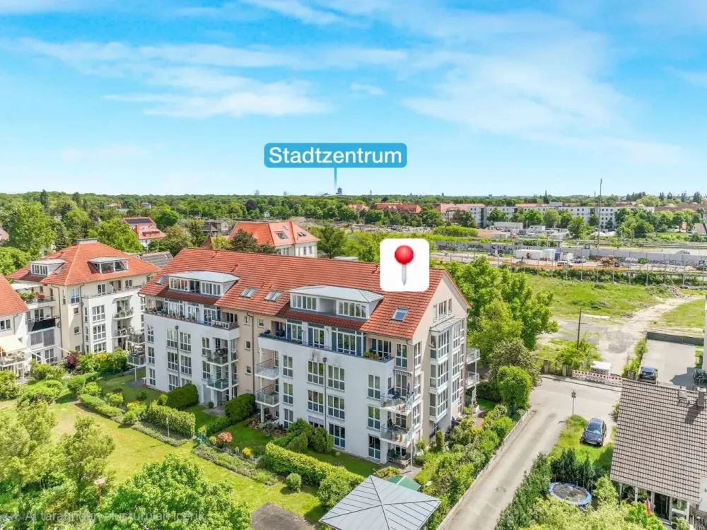 Quiet Living in Leipzig West, 2 Rooms, Loggia and Underground Parking Space