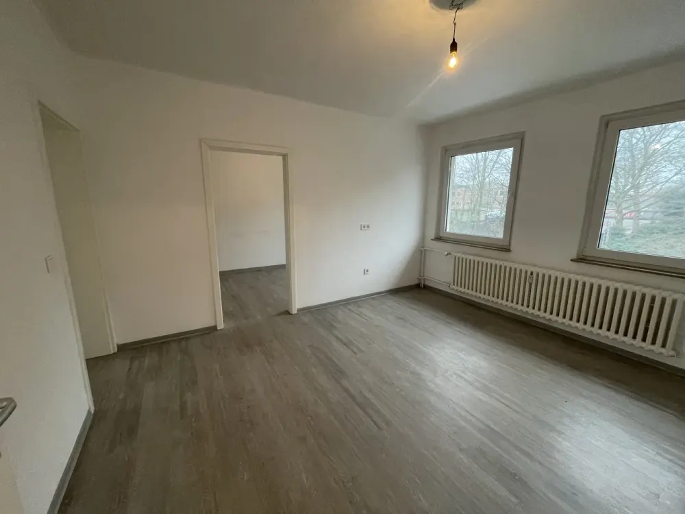 Beautiful Living: Attractive 2-Room Apartment