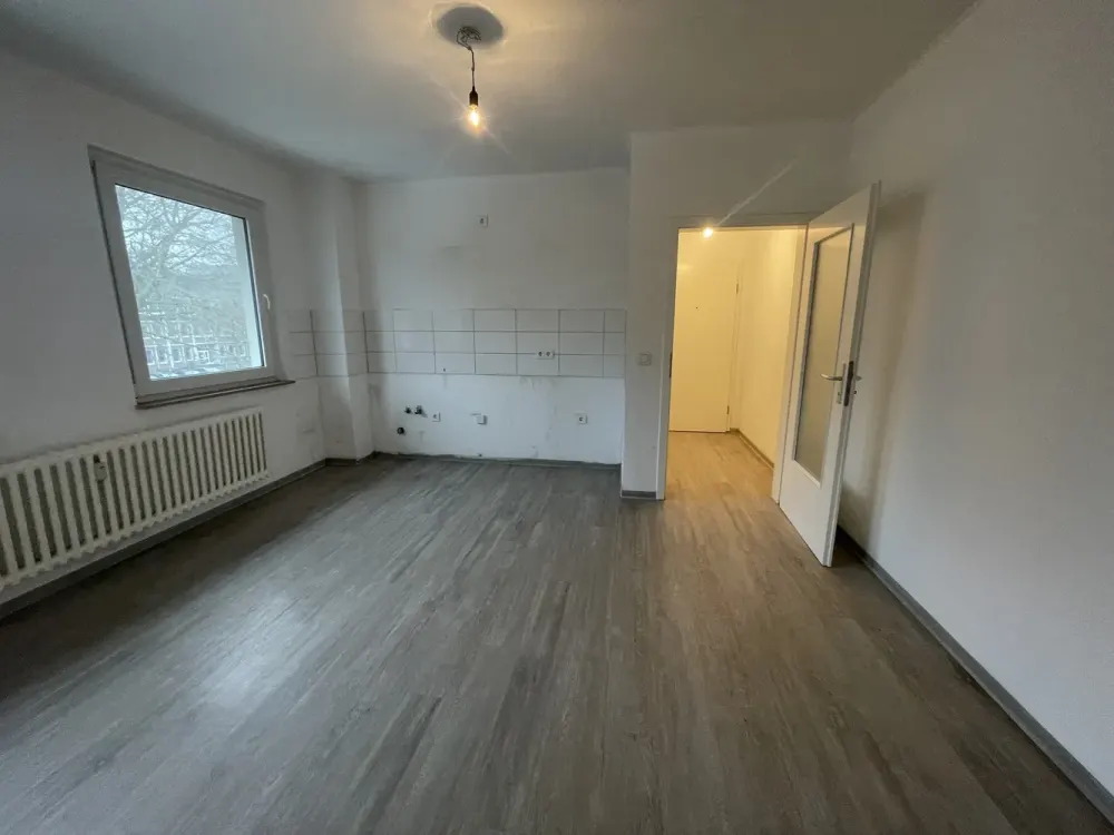 Beautiful Living: Attractive 2-Room Apartment