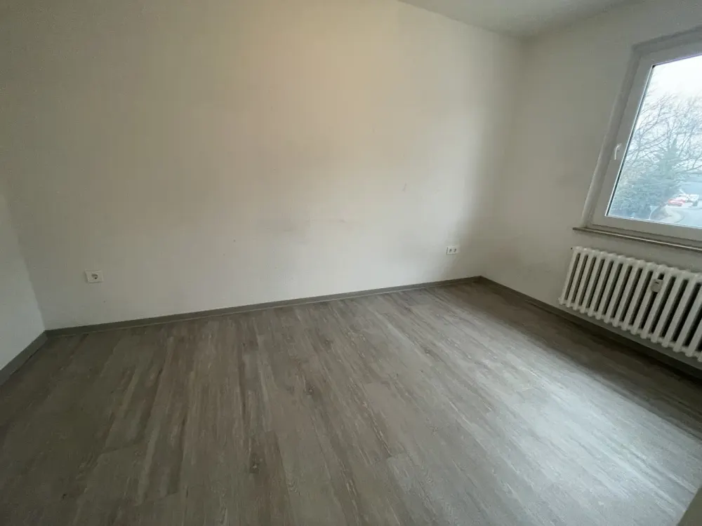 Beautiful Living: Attractive 2-Room Apartment