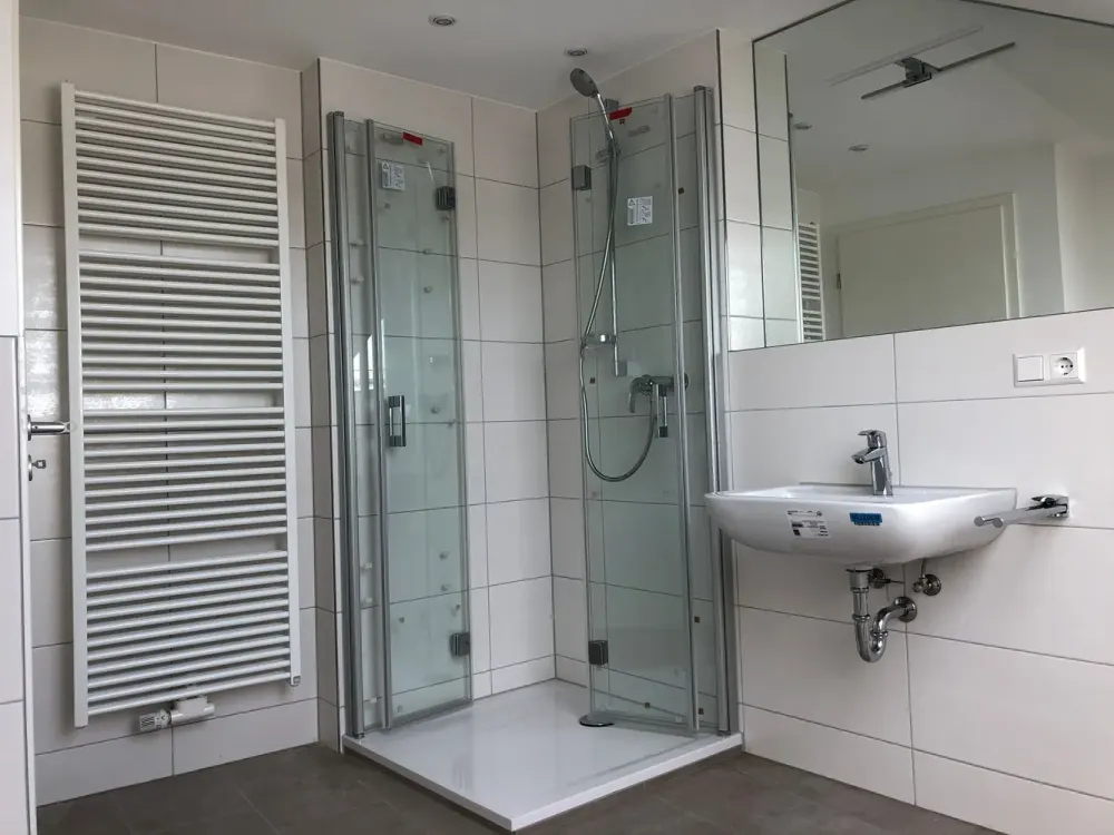 Cozy Top-Floor Apartment in Central Location of Bruchsal Including Fitted Kitchen and Parking Space