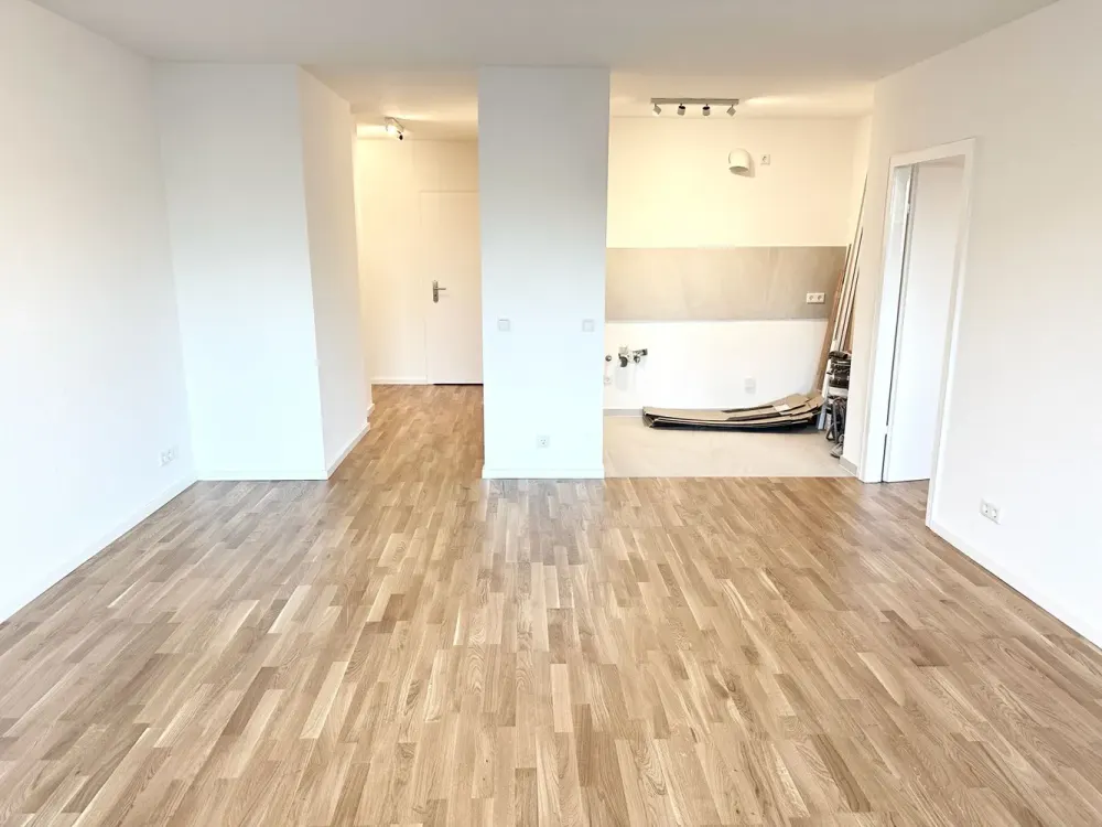 Living with Character: 2.5-Room Apartment in Neuss