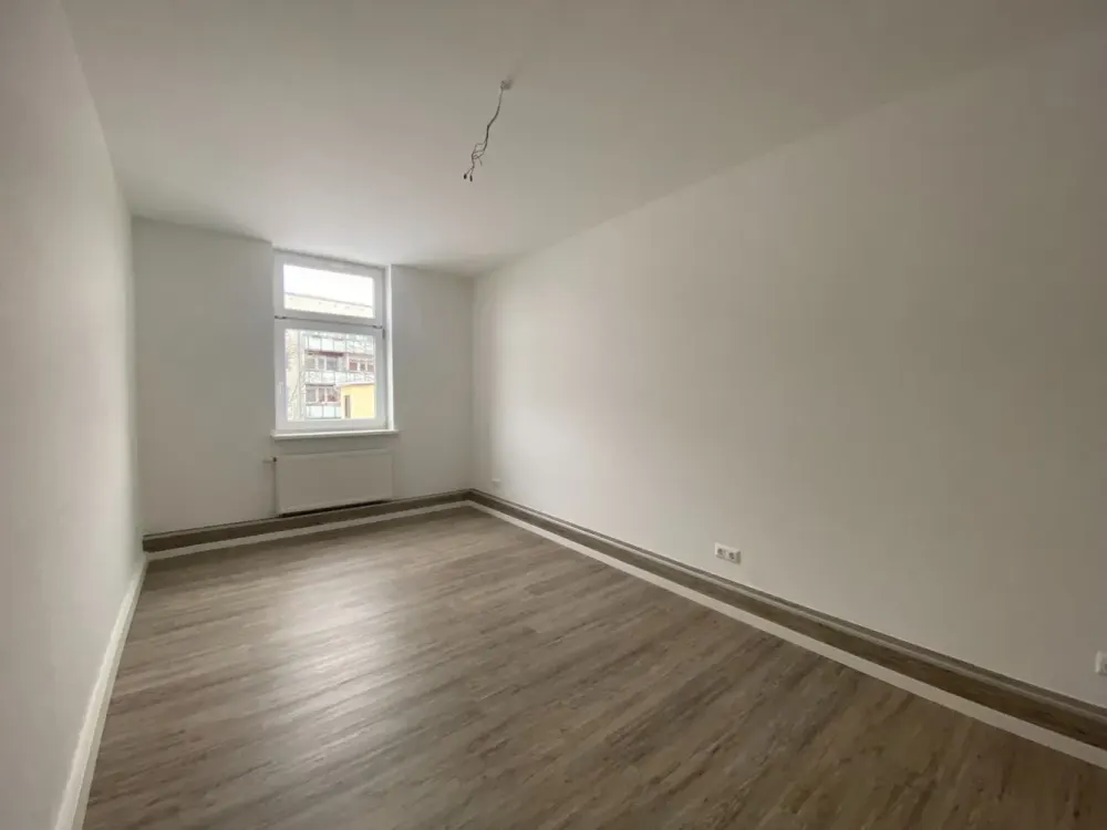 Central, Cozy and Modern: Your New Two-Room Apartment in Erfurt.